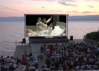 Si tu ne viens pas à l'opéra, l'opéra ira à toi